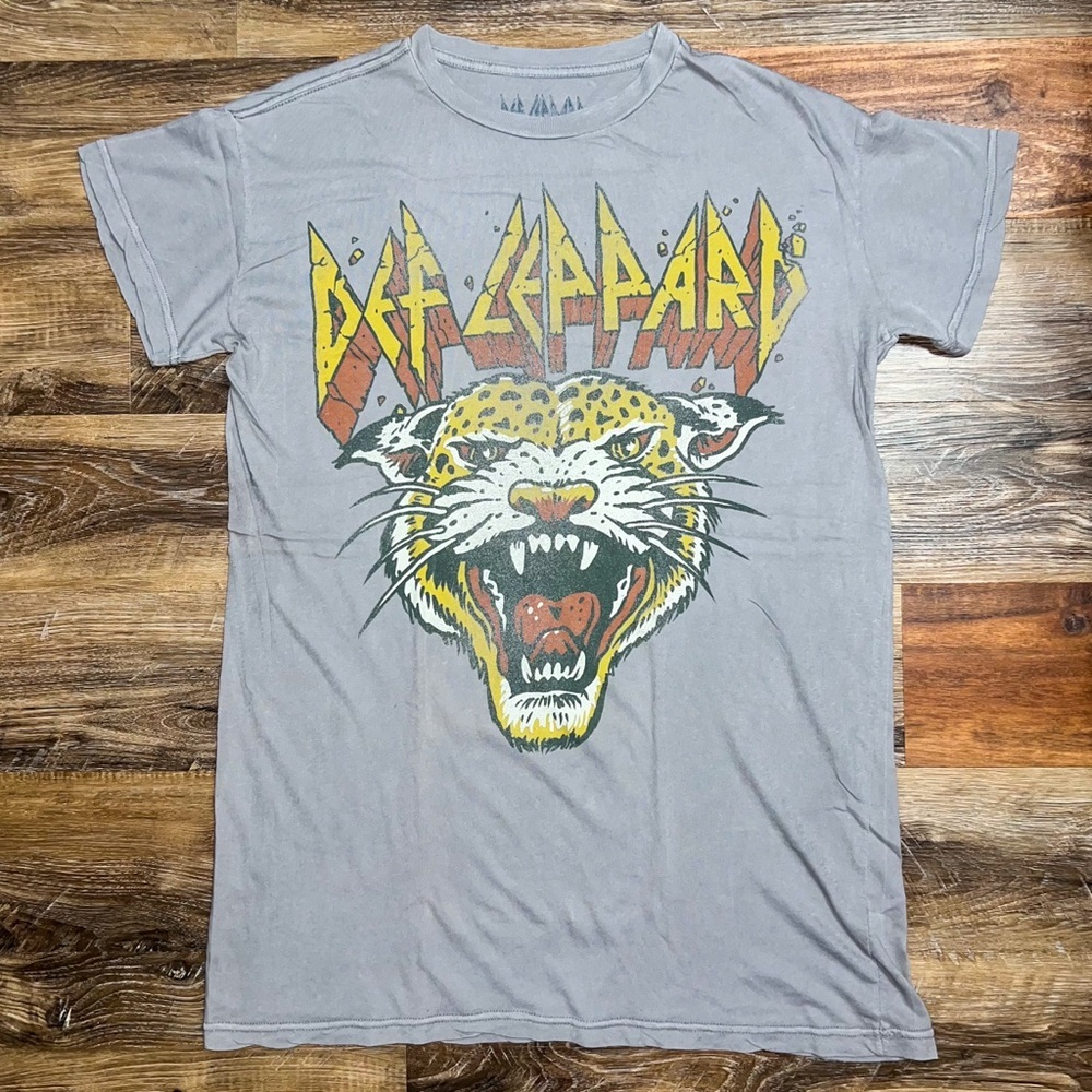 Def Leppard by Goodie Two Sleeves Graphic Tee Dress - Gray, Size S